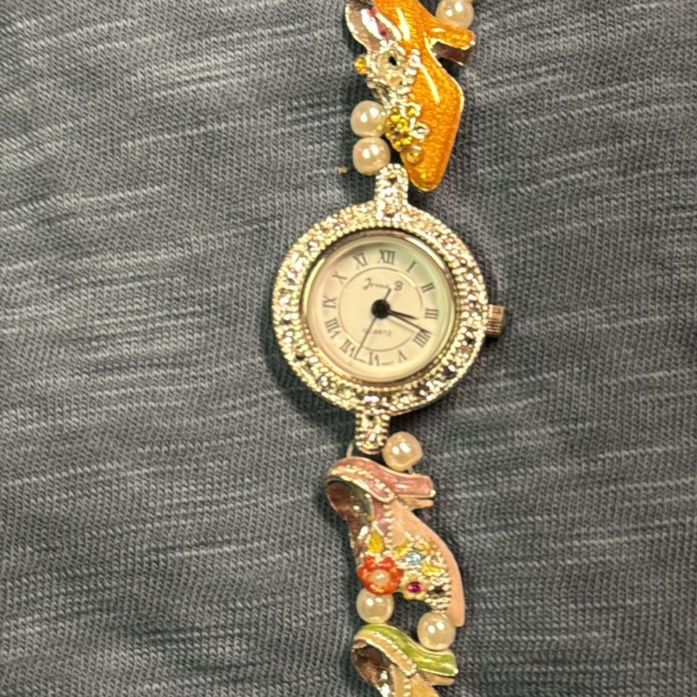 NEW!! Women’s Jennie B Colorful Beaded Bracelet Quartz Watch with Shoes - Picture 1 of 4